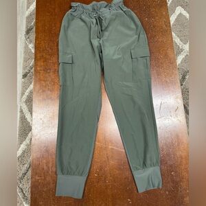 Mondetta Green Cargo Pants Durable Outdoor Design